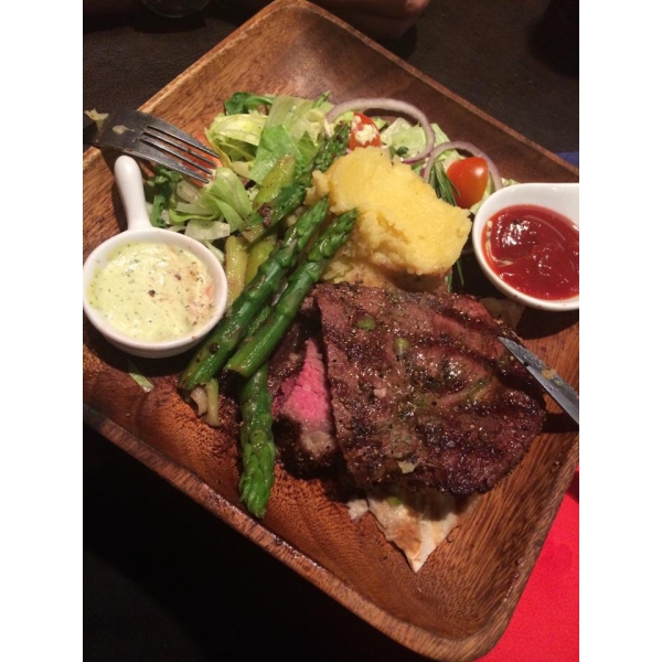 Ресторанный сервис бронирования столиков menu-rest.com - Интерьер ресторана "Steak Club"