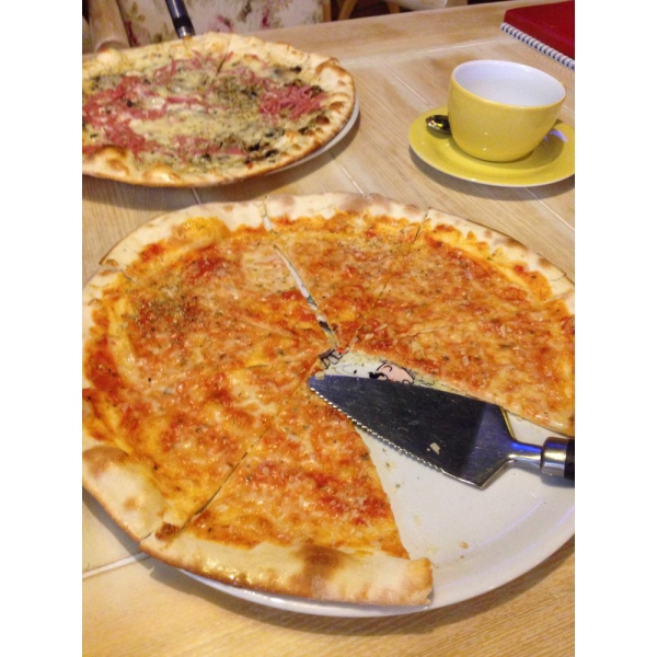 Ресторанный сервис бронирования столиков menu-rest.com - Интерьер ресторана "Brother`s Pizza"