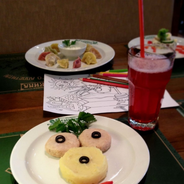 Ресторанный сервис бронирования столиков menu-rest.com - Интерьер ресторана "Дюжина"