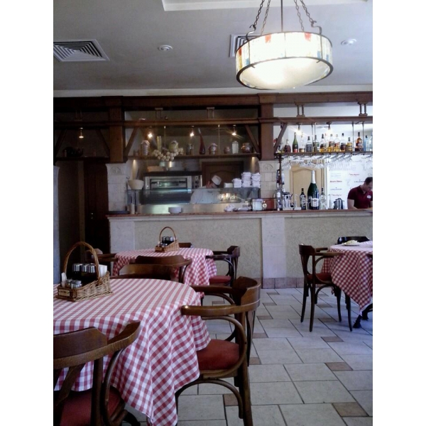 Ресторанный сервис бронирования столиков menu-rest.com - Интерьер ресторана "Mama Roma"