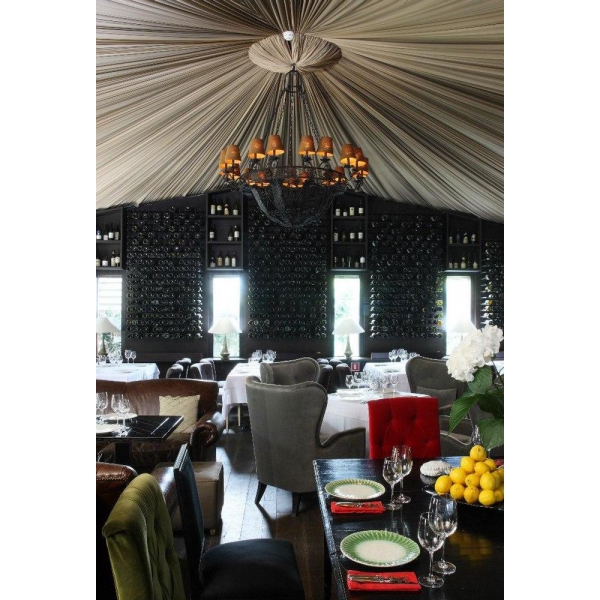 Ресторанный сервис бронирования столиков menu-rest.com - Интерьер ресторана "Ginza"