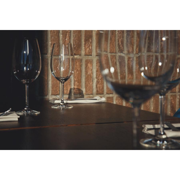 Ресторанный сервис бронирования столиков menu-rest.com - Интерьер ресторана "Паруса на крыше"