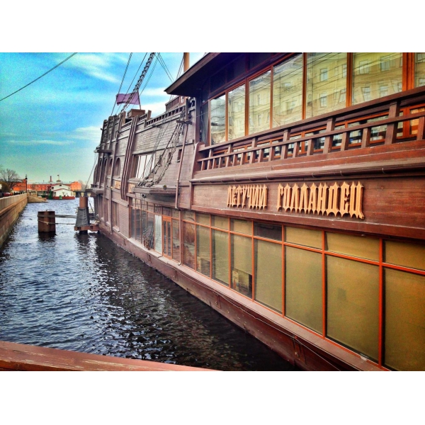 Ресторанный сервис бронирования столиков menu-rest.com - Интерьер ресторана "Летучий Голландец"