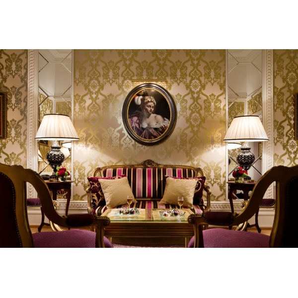 Ресторанный сервис бронирования столиков menu-rest.com - Интерьер ресторана "Гранд Отель Европа"