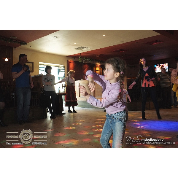 Ресторанный сервис бронирования столиков menu-rest.com - Интерьер ресторана "Maximilian"