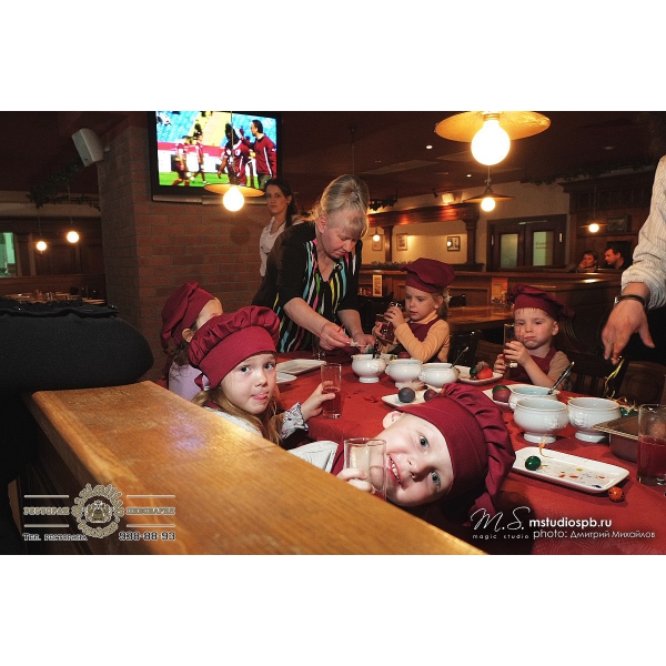 Ресторанный сервис бронирования столиков menu-rest.com - Интерьер ресторана "Maximilian"