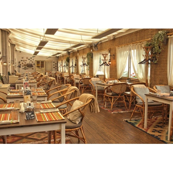 Ресторанный сервис бронирования столиков menu-rest.com - Интерьер ресторана "MAMALЫGA"