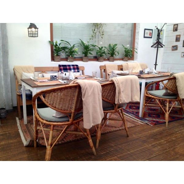 Ресторанный сервис бронирования столиков menu-rest.com - Интерьер ресторана "MAMALЫGA"