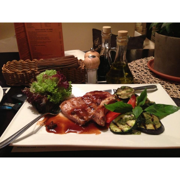 Ресторанный сервис бронирования столиков menu-rest.com - Интерьер ресторана "Bona Capona"