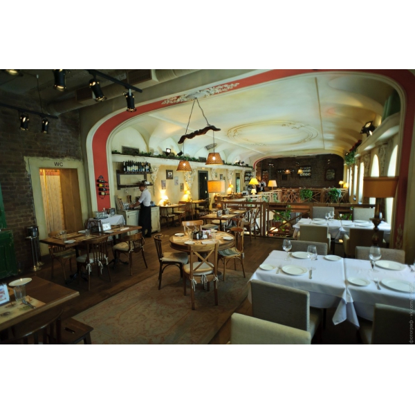 Ресторанный сервис бронирования столиков menu-rest.com - Интерьер ресторана "Capuletti"