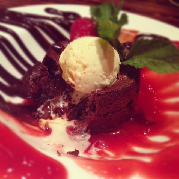 Ресторанный сервис бронирования столиков menu-rest.com - Интерьер ресторана "48 стульев"