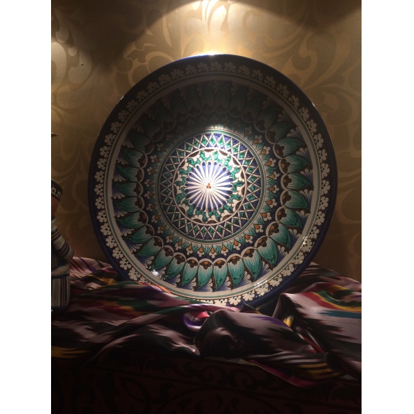 Ресторанный сервис бронирования столиков menu-rest.com - Интерьер ресторана "Узбечка на речке"