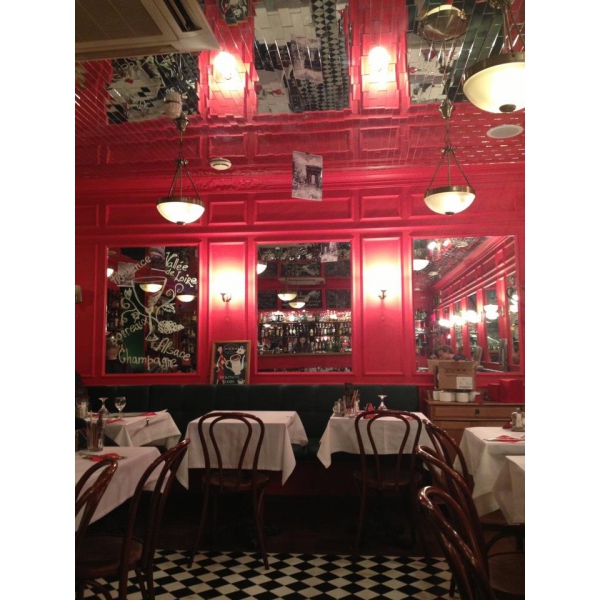 Ресторанный сервис бронирования столиков menu-rest.com - Интерьер ресторана "Жан-Жак Руссо"