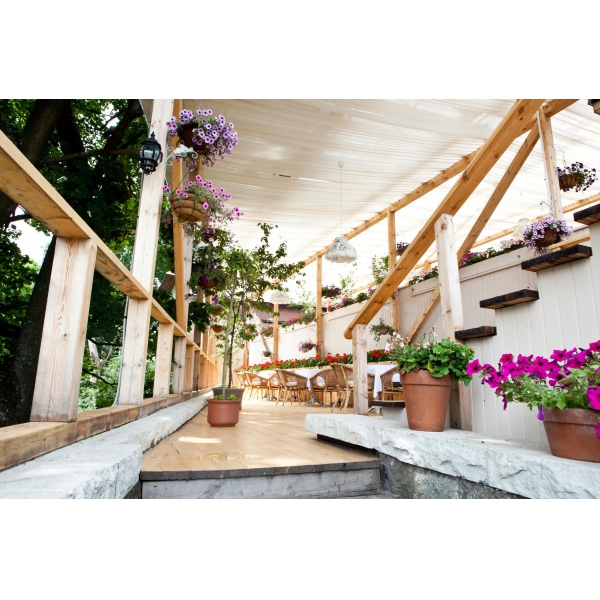 Ресторанный сервис бронирования столиков menu-rest.com - Интерьер ресторана "На речке"