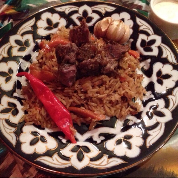 Ресторанный сервис бронирования столиков menu-rest.com - Интерьер ресторана "Узбечка на речке"