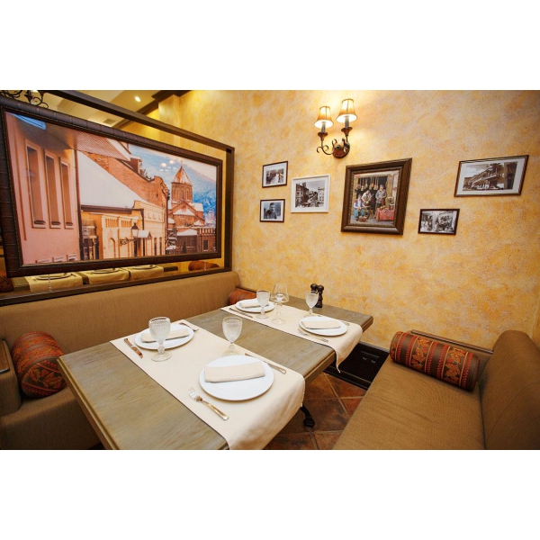 Ресторанный сервис бронирования столиков menu-rest.com - Интерьер ресторана "Хинкальная на Неве"