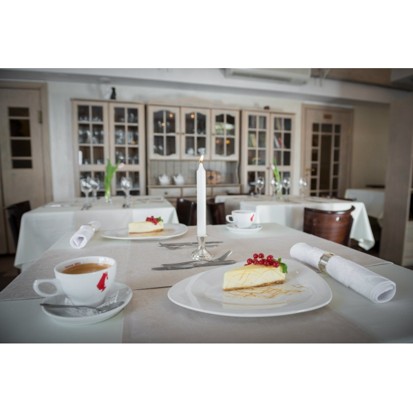 Ресторанный сервис бронирования столиков menu-rest.com - Интерьер ресторана "Арбат Норд"