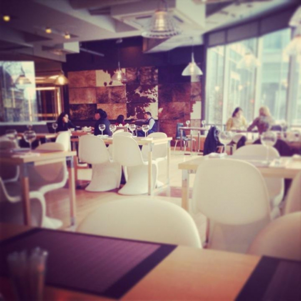 Ресторанный сервис бронирования столиков menu-rest.com - Интерьер ресторана "Korovabar"