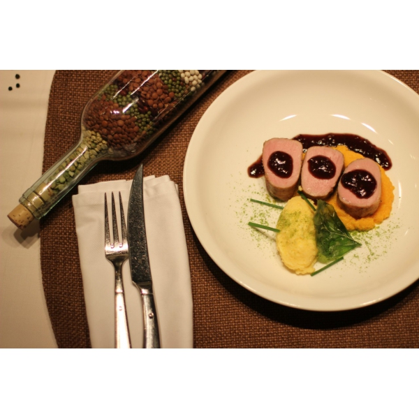 Ресторанный сервис бронирования столиков menu-rest.com - Интерьер ресторана "Korovabar"