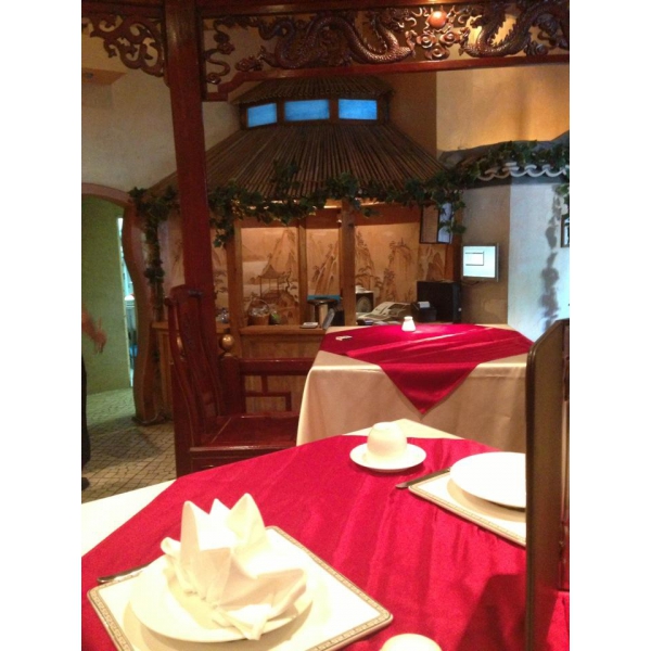 Ресторанный сервис бронирования столиков menu-rest.com - Интерьер ресторана "Китайский Двор"