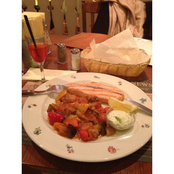 Ресторанный сервис бронирования столиков menu-rest.com - Интерьер ресторана "Пиворама"