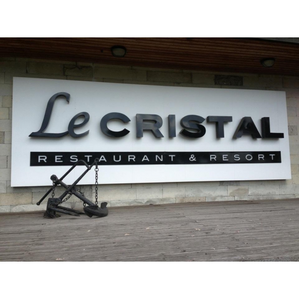 Ресторанный сервис бронирования столиков menu-rest.com - Интерьер ресторана "Le Cristal"