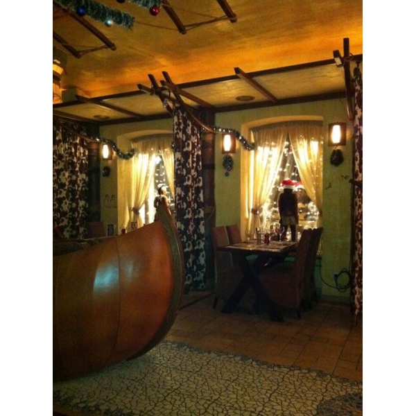 Ресторанный сервис бронирования столиков menu-rest.com - Интерьер ресторана "Монтана"