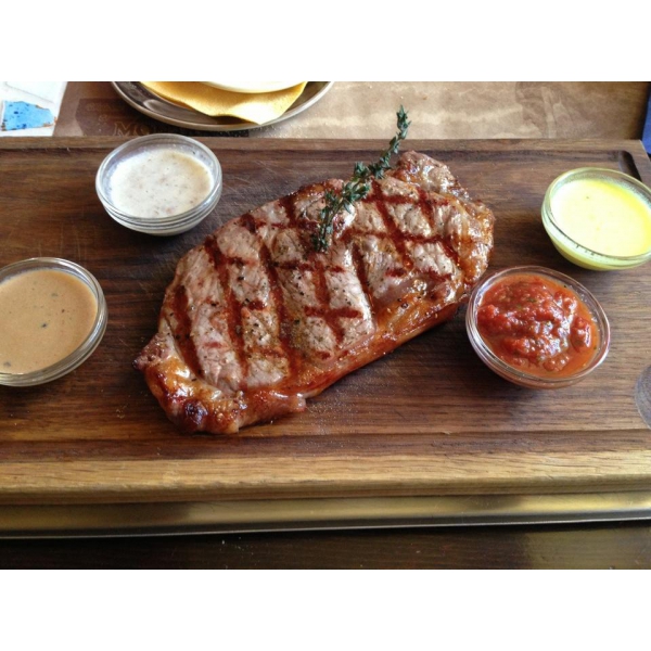 Ресторанный сервис бронирования столиков menu-rest.com - Интерьер ресторана "Монтана"