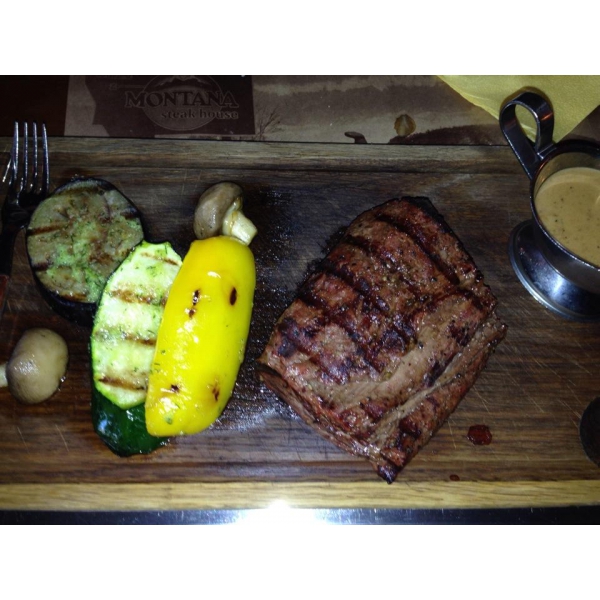 Ресторанный сервис бронирования столиков menu-rest.com - Интерьер ресторана "Монтана"