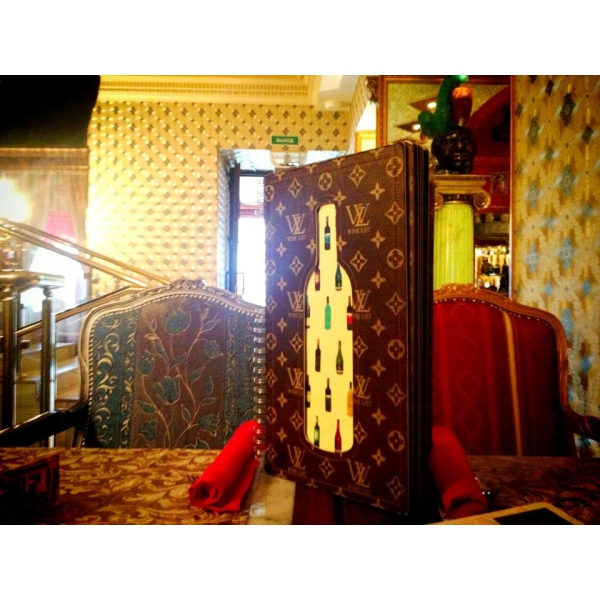 Ресторанный сервис бронирования столиков menu-rest.com - Интерьер ресторана "Русский Китч"