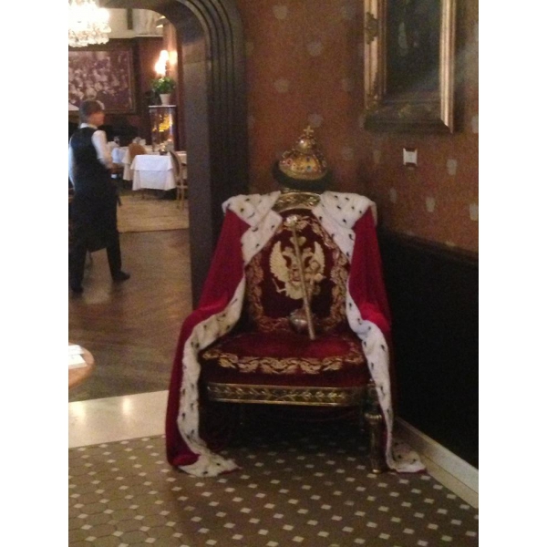 Ресторанный сервис бронирования столиков menu-rest.com - Интерьер ресторана "Царь"