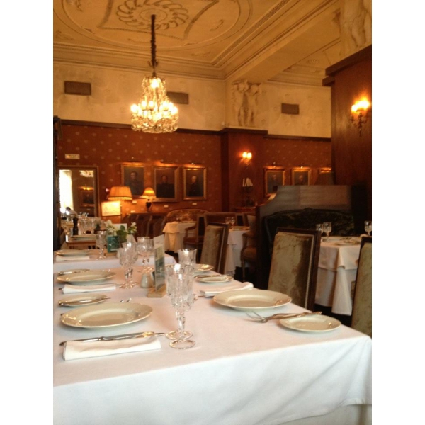 Ресторанный сервис бронирования столиков menu-rest.com - Интерьер ресторана "Царь"