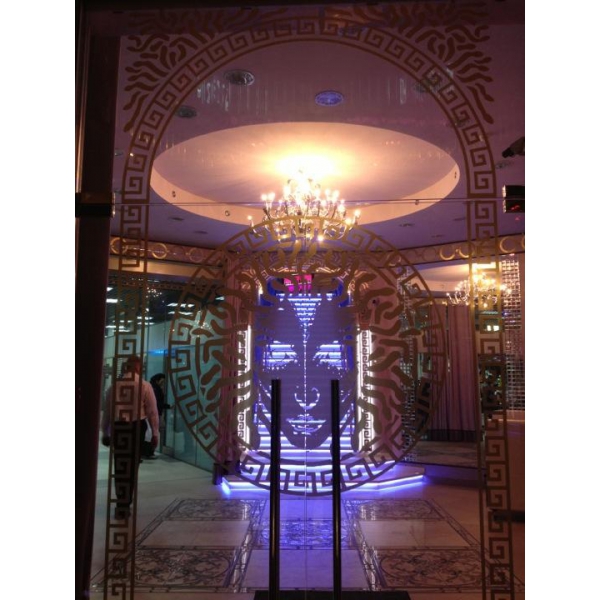 Ресторанный сервис бронирования столиков menu-rest.com - Интерьер ресторана "Истерия"