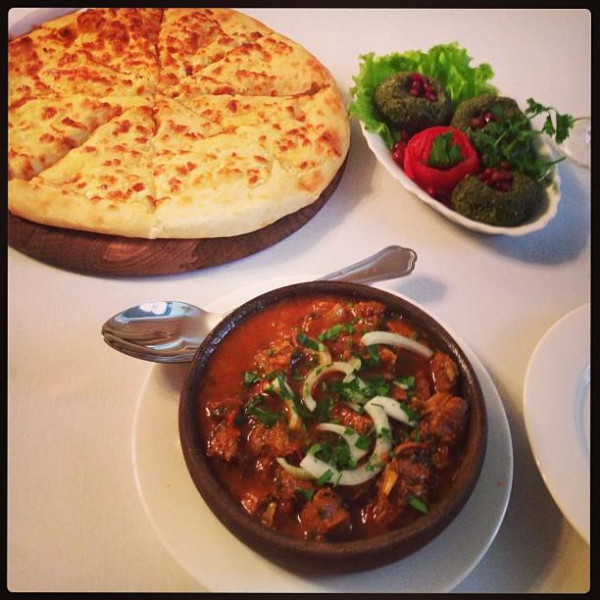 Ресторанный сервис бронирования столиков menu-rest.com - Интерьер ресторана "Tefsi"