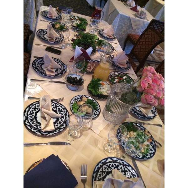 Ресторанный сервис бронирования столиков menu-rest.com - Интерьер ресторана "Навруз"