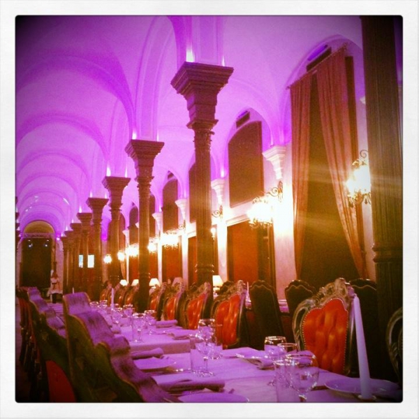 Ресторанный сервис бронирования столиков menu-rest.com - Интерьер ресторана "Гимназия"