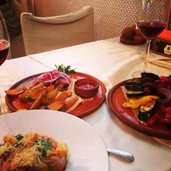 Ресторанный сервис бронирования столиков menu-rest.com - Интерьер ресторана "Мацони"