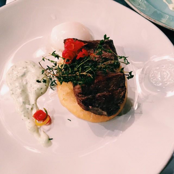 Ресторанный сервис бронирования столиков menu-rest.com - Интерьер ресторана "CheerDuck"