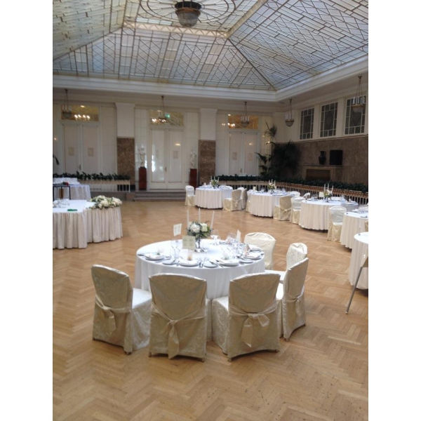 Ресторанный сервис бронирования столиков menu-rest.com - Интерьер ресторана "Astoria Cafe"