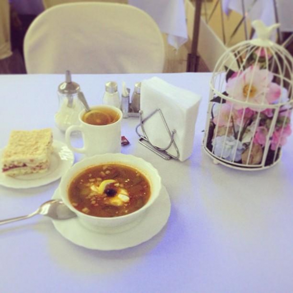 Ресторанный сервис бронирования столиков menu-rest.com - Интерьер ресторана "Островок Счастья"