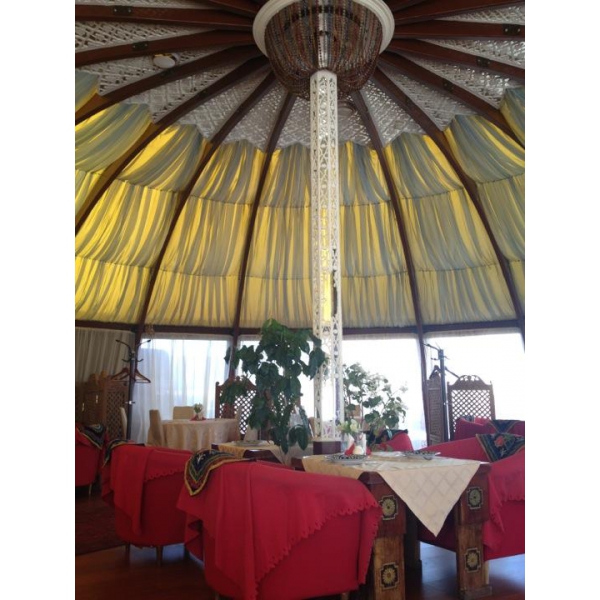 Ресторанный сервис бронирования столиков menu-rest.com - Интерьер ресторана "Навруз"