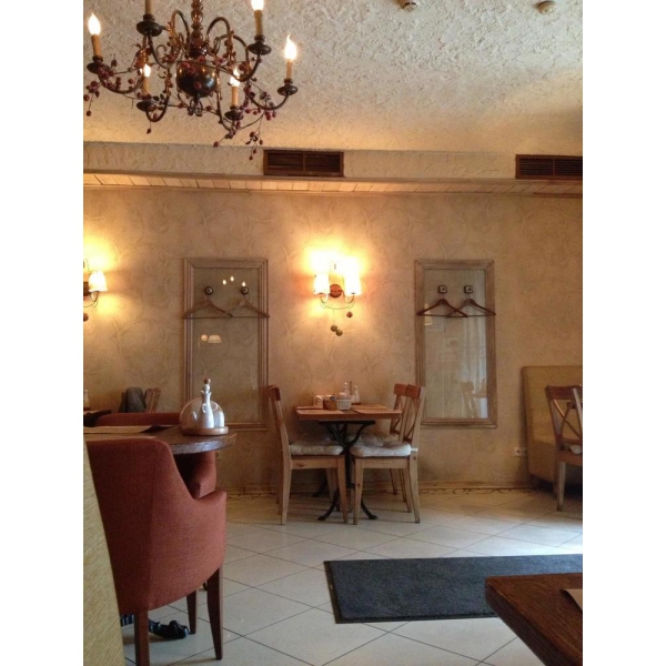 Ресторанный сервис бронирования столиков menu-rest.com - Интерьер ресторана "Trattoria Stefano"