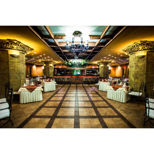 Ресторанный сервис бронирования столиков menu-rest.com - Интерьер ресторана "Амроц"