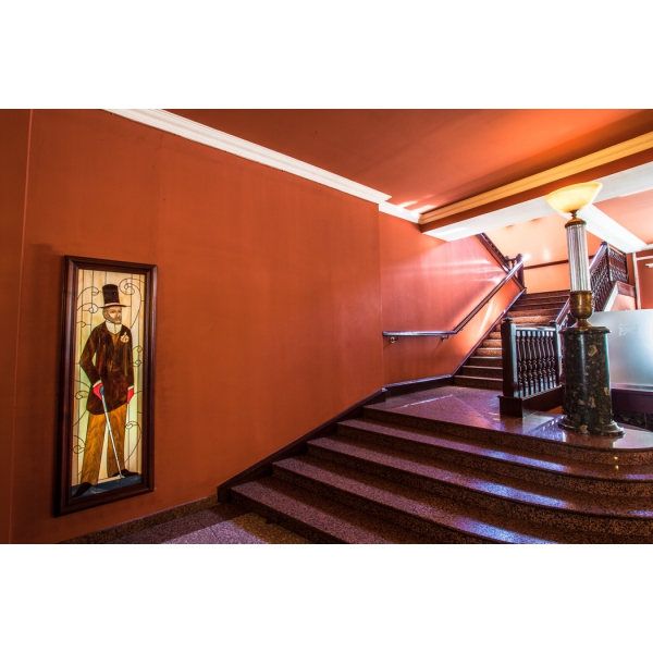 Ресторанный сервис бронирования столиков menu-rest.com - Интерьер ресторана "Амроц"