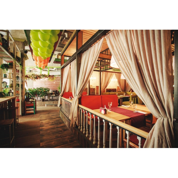 Ресторанный сервис бронирования столиков menu-rest.com - Интерьер ресторана "Винегрет"