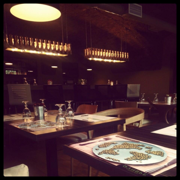 Ресторанный сервис бронирования столиков menu-rest.com - Интерьер ресторана "Оливье"