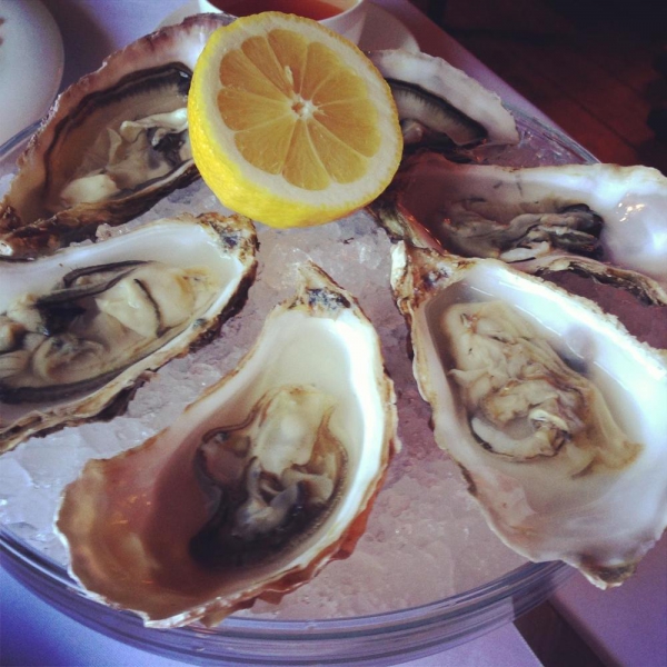 Ресторанный сервис бронирования столиков menu-rest.com - Интерьер ресторана "Chin-Chin Cafe"