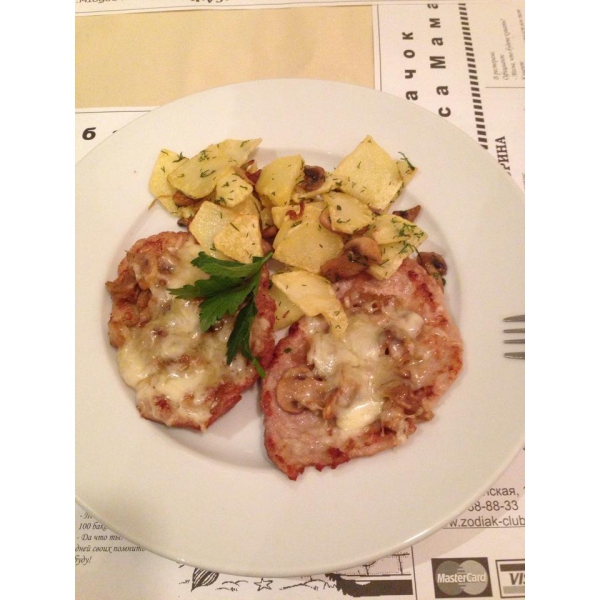 Ресторанный сервис бронирования столиков menu-rest.com - Интерьер ресторана "Одесса-Мама"