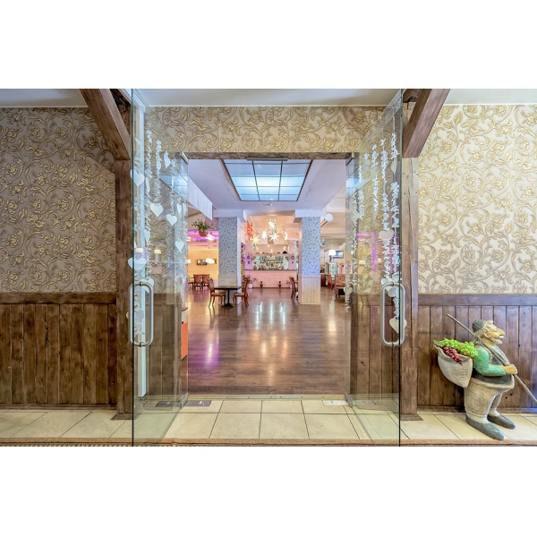 Ресторанный сервис бронирования столиков menu-rest.com - Интерьер ресторана "Eristov"