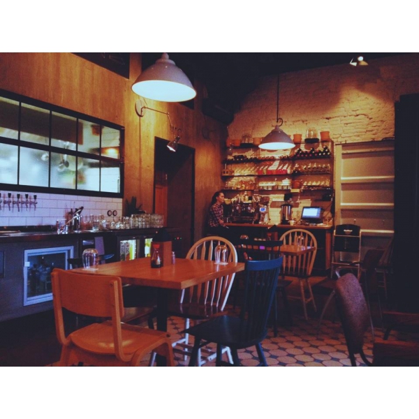 Ресторанный сервис бронирования столиков menu-rest.com - Интерьер ресторана "Jack & Chan"